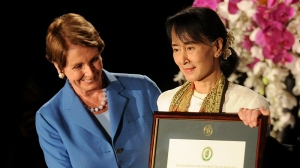 Aung San Suu Kyi, Nancy Pelosi